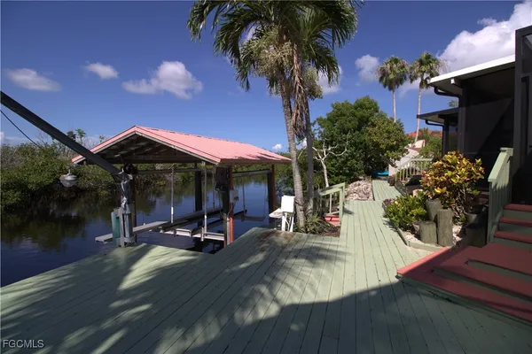$1,250,000 | 5043 Genesee Parkway, Bokeelia, FL 33922