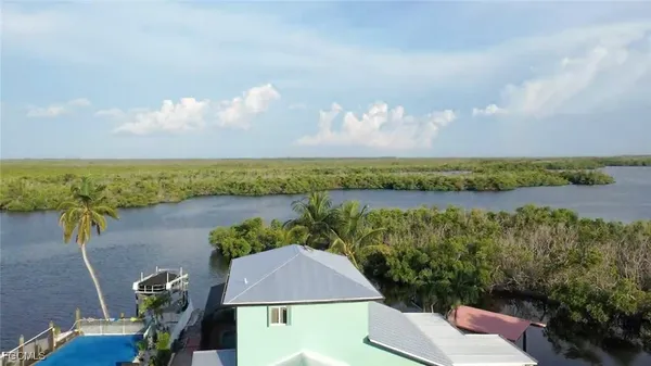 $1,250,000 | 5043 Genesee Parkway, Bokeelia, FL 33922