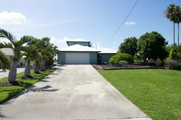 $1,250,000 | 5043 Genesee Parkway, Bokeelia, FL 33922