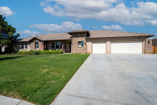$869,000 | 41641 Doverwood Court, Lancaster, CA 93536