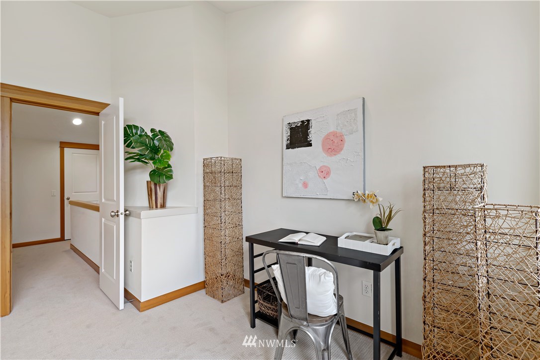 4307 Southwest Seattle Street Seattle, WA 98116 - Photo 18 of 40