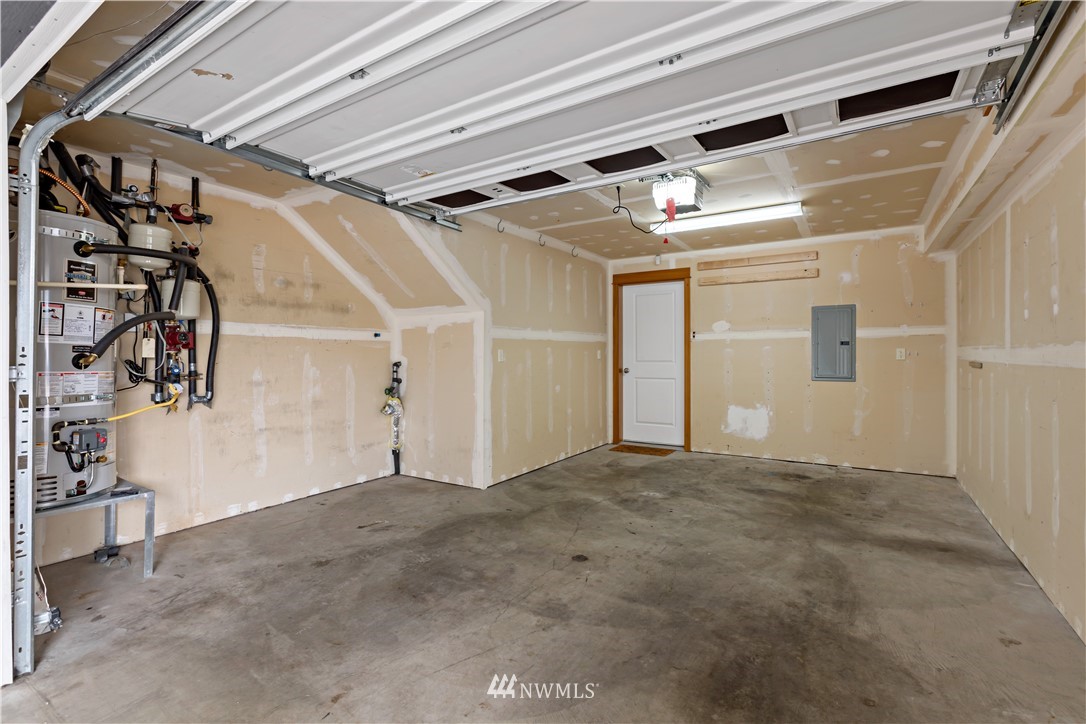 4307 Southwest Seattle Street Seattle, WA 98116 - Photo 34 of 40