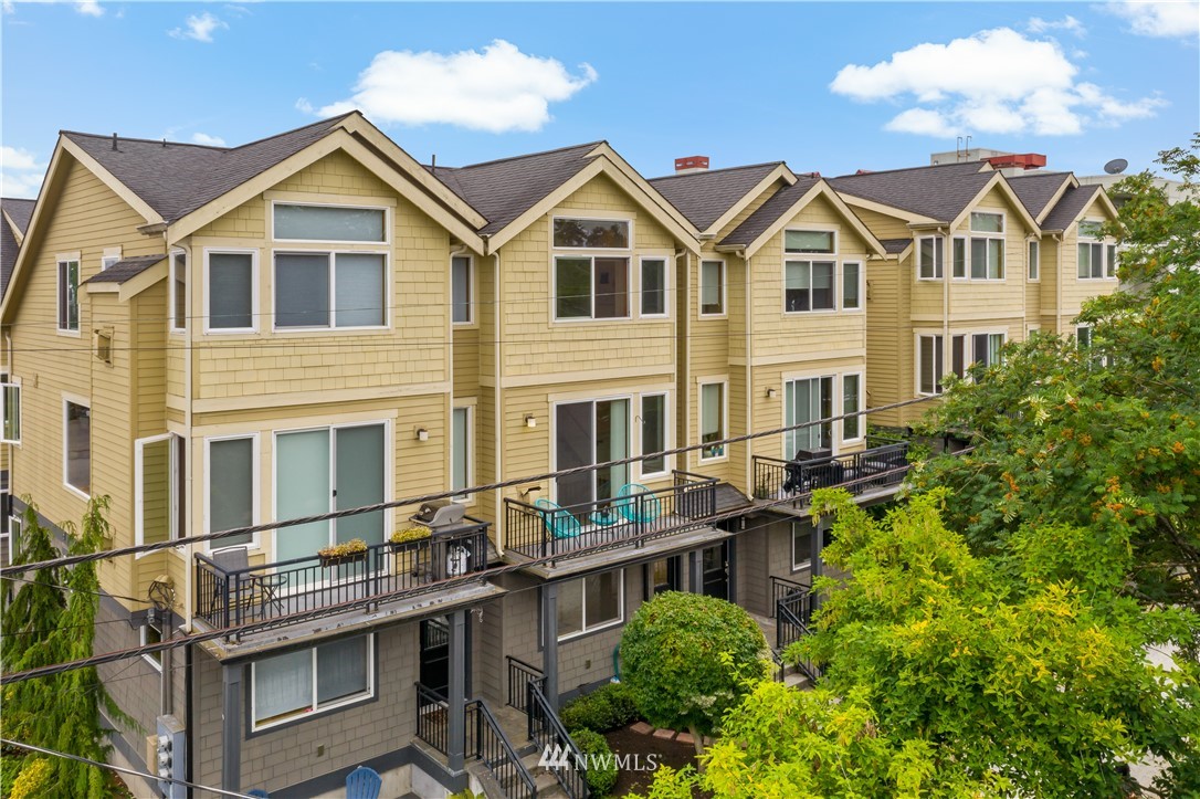 4307 Southwest Seattle Street Seattle, WA 98116 - Photo 36 of 40