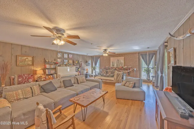 $369,900 | 451 Tracy Brown Road, Magnolia, NC 28453