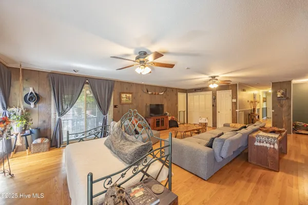 $335,000 | 451 Tracy Brown Road, Magnolia, NC 28453