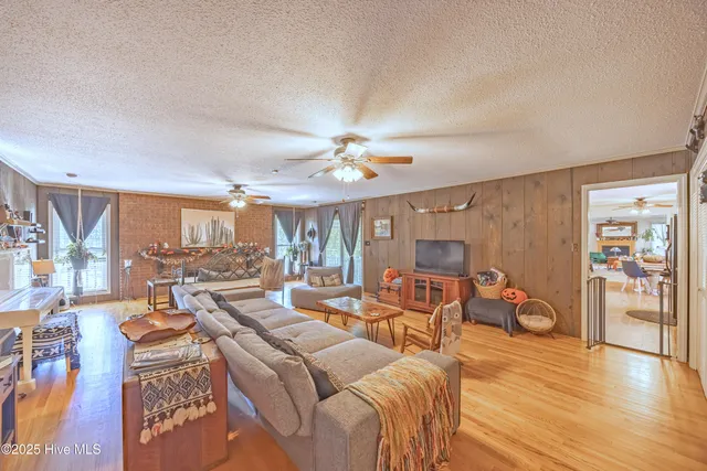 $369,900 | 451 Tracy Brown Road, Magnolia, NC 28453