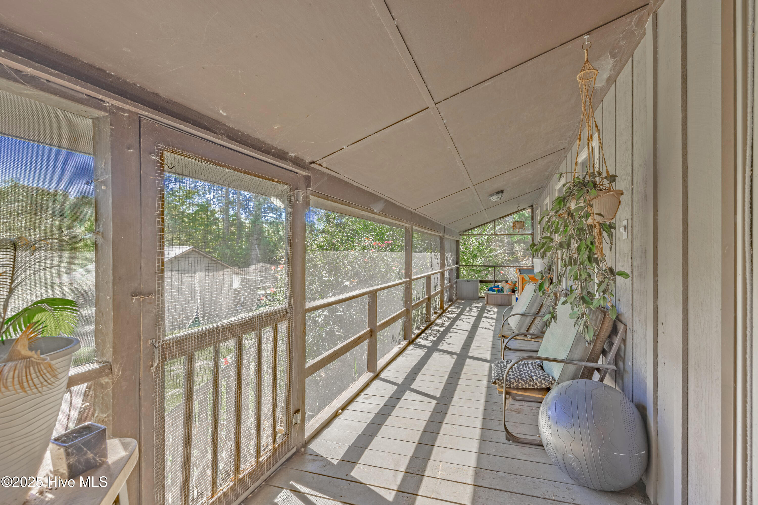 451 Tracy Brown Road Magnolia, NC 28453 - Photo 44 of 47 Back Porch - Screened