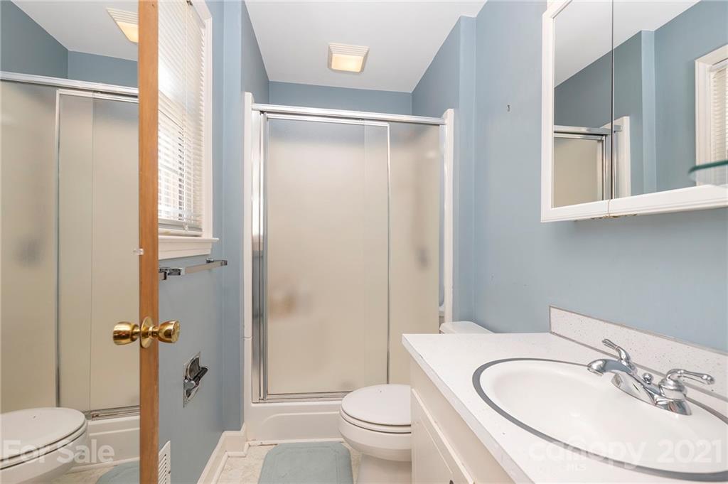 3133 Goneaway Road Charlotte, NC 28210 - Photo 14 of 25 Gallery Image 14