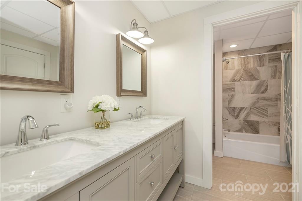 3133 Goneaway Road Charlotte, NC 28210 - Photo 19 of 25 Gallery Image 19