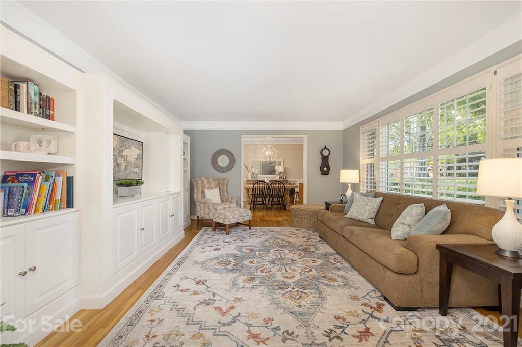 3133 Goneaway Road Charlotte, NC 28210 - Photo 9 of 25 Gallery Image 9