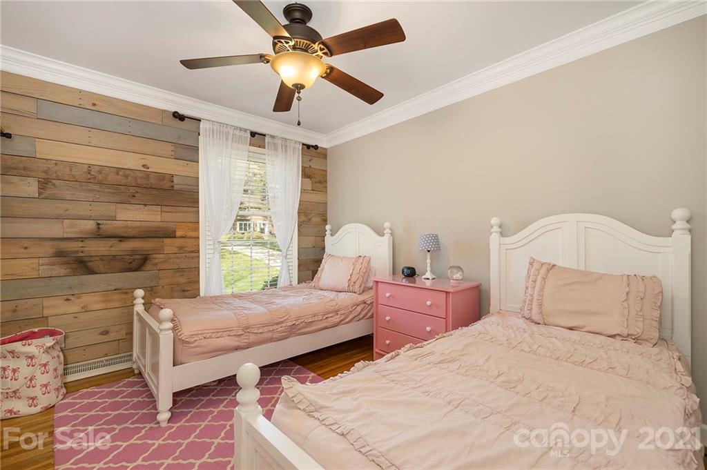 3133 Goneaway Road Charlotte, NC 28210 - Photo 10 of 25 Gallery Image 10