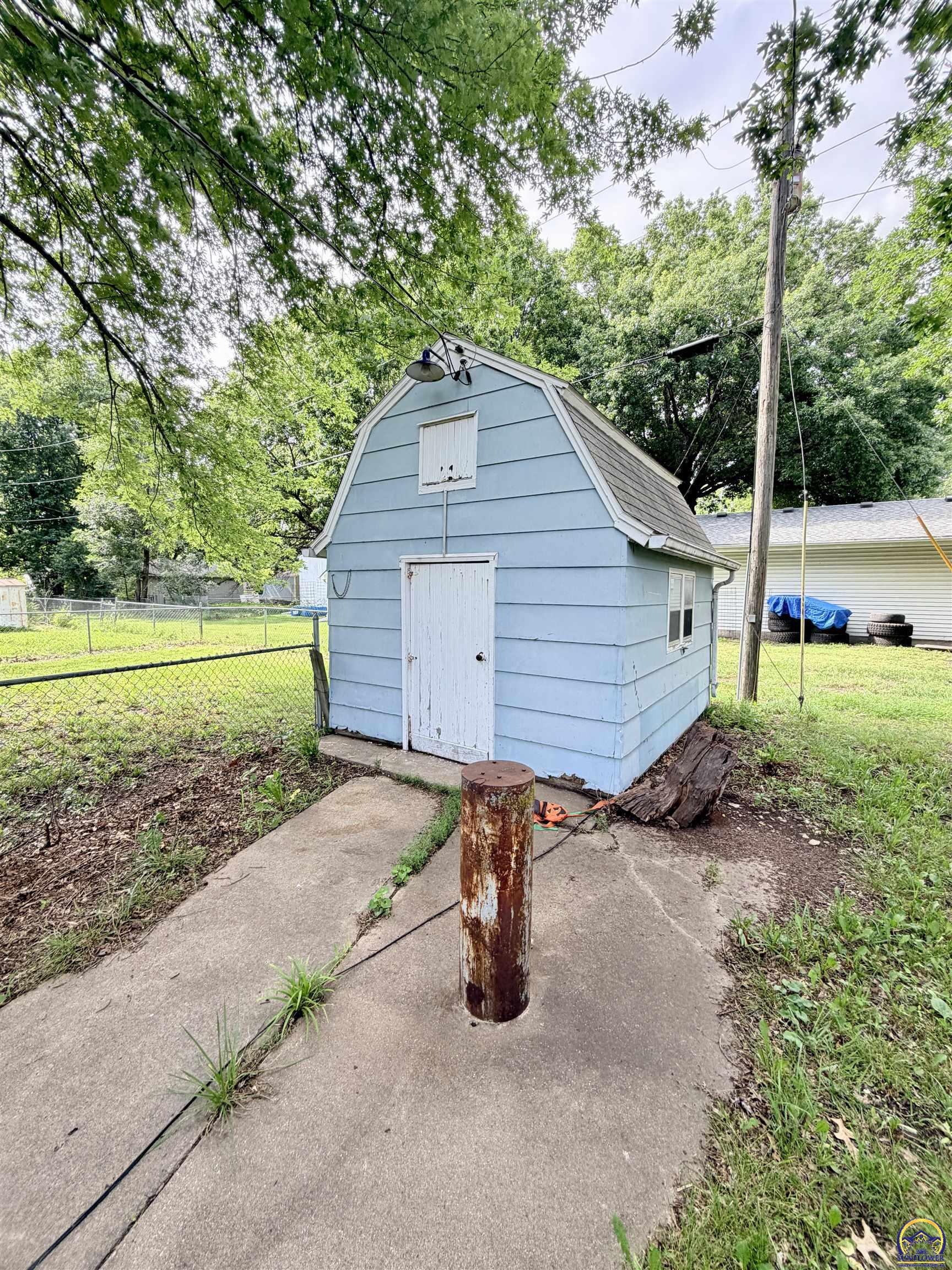 302 1st Street Americus, KS 66835 - Photo 8 of 44
