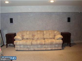 119 Rennard Place Philadelphia, PA 19116 - Photo 7 of 11 Basement - Finished