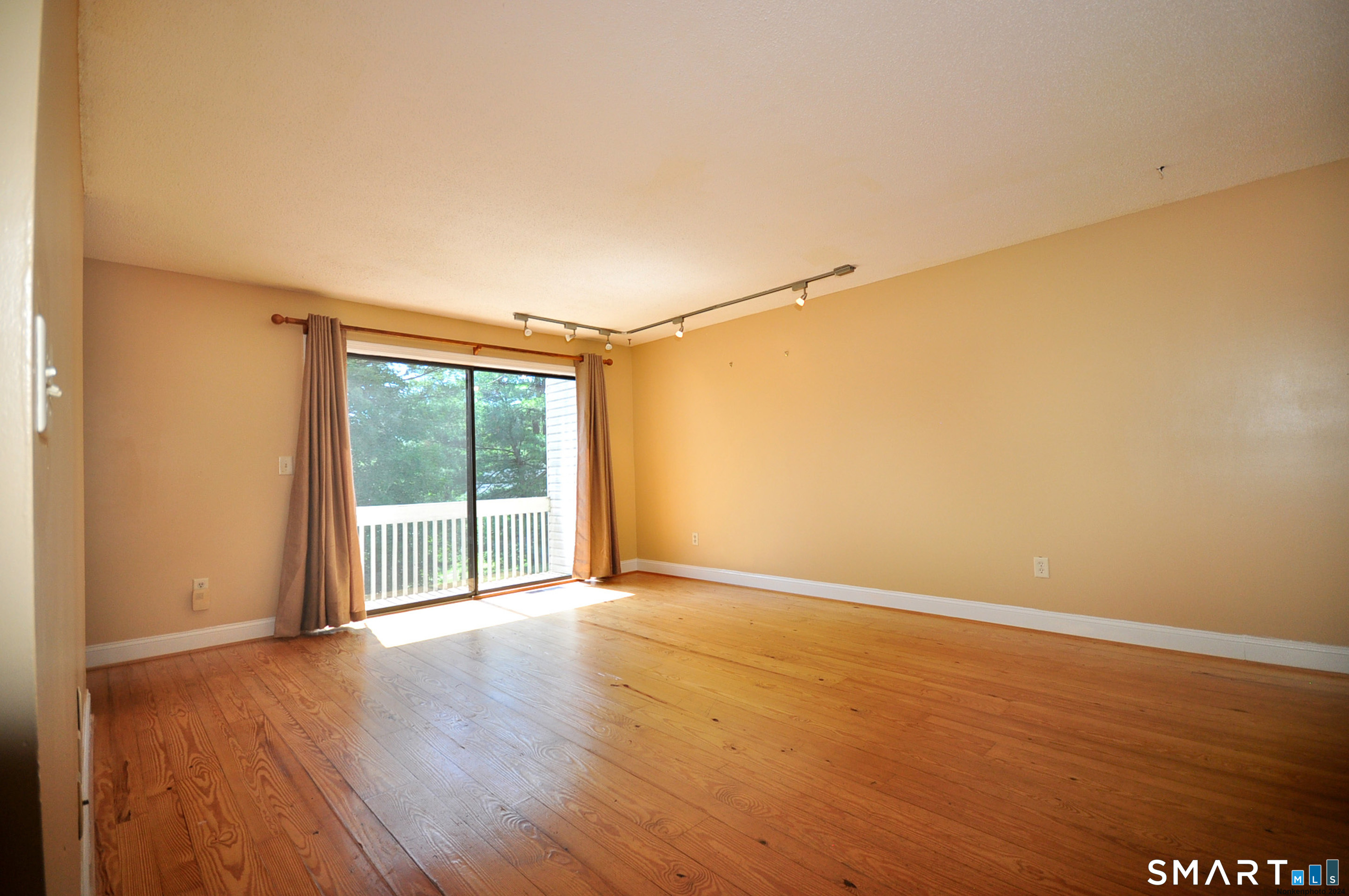 349 Allen Road, Unit 10A Torrington, CT 06790 - Photo 7 of 37