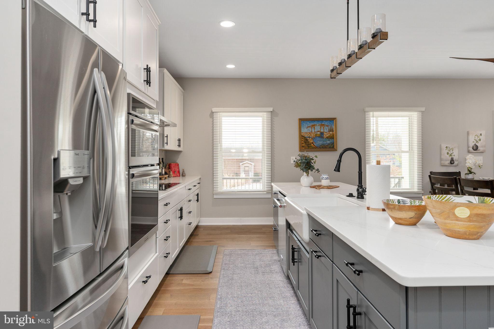 261 Washington Street Locust Grove, VA 22508 - Photo 18 of 69 Stainless appliances!