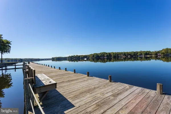 $749,900 | 261 Washington Street, Locust Grove, VA 22508