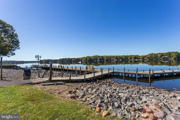 $749,900 | 261 Washington Street, Locust Grove, VA 22508