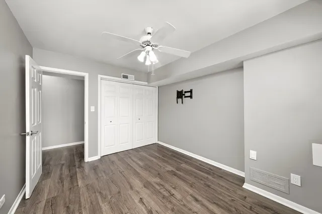 $2,600 | 333 South East Avenue, Unit 405, Oak Park, IL 60302