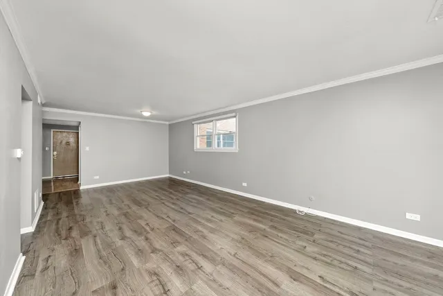 $2,600 | 333 South East Avenue, Unit 405, Oak Park, IL 60302