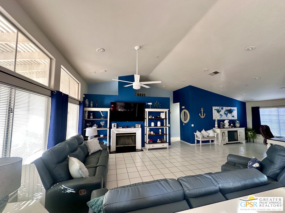 9939 Vía Real Desert Hot Springs, CA 92240 - Photo 6 of 35