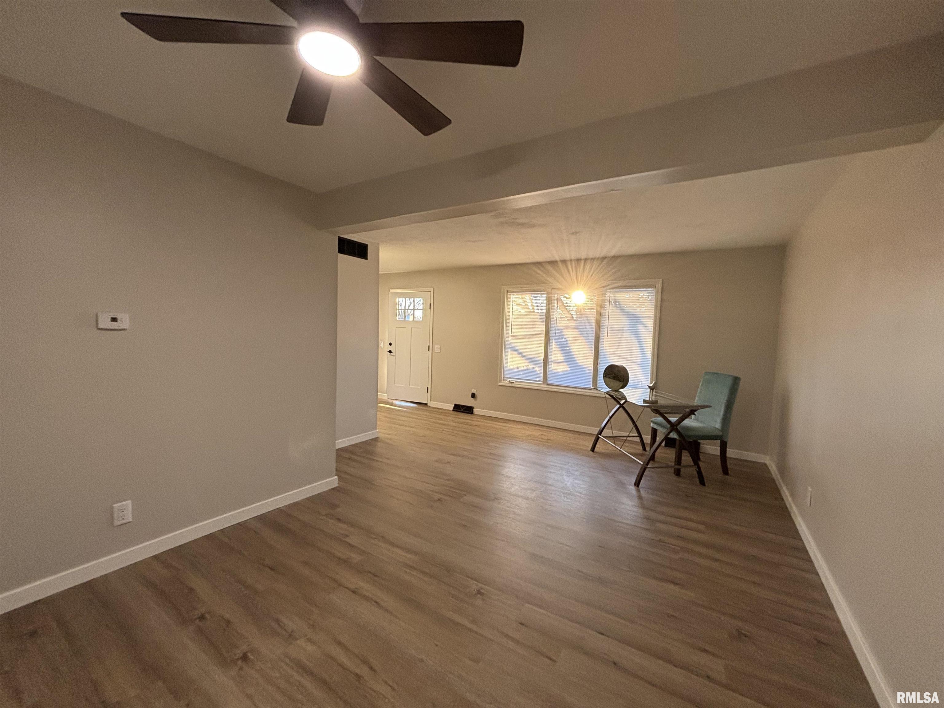 3326 Jennings Drive Springfield, IL 62704 - Photo 2 of 25