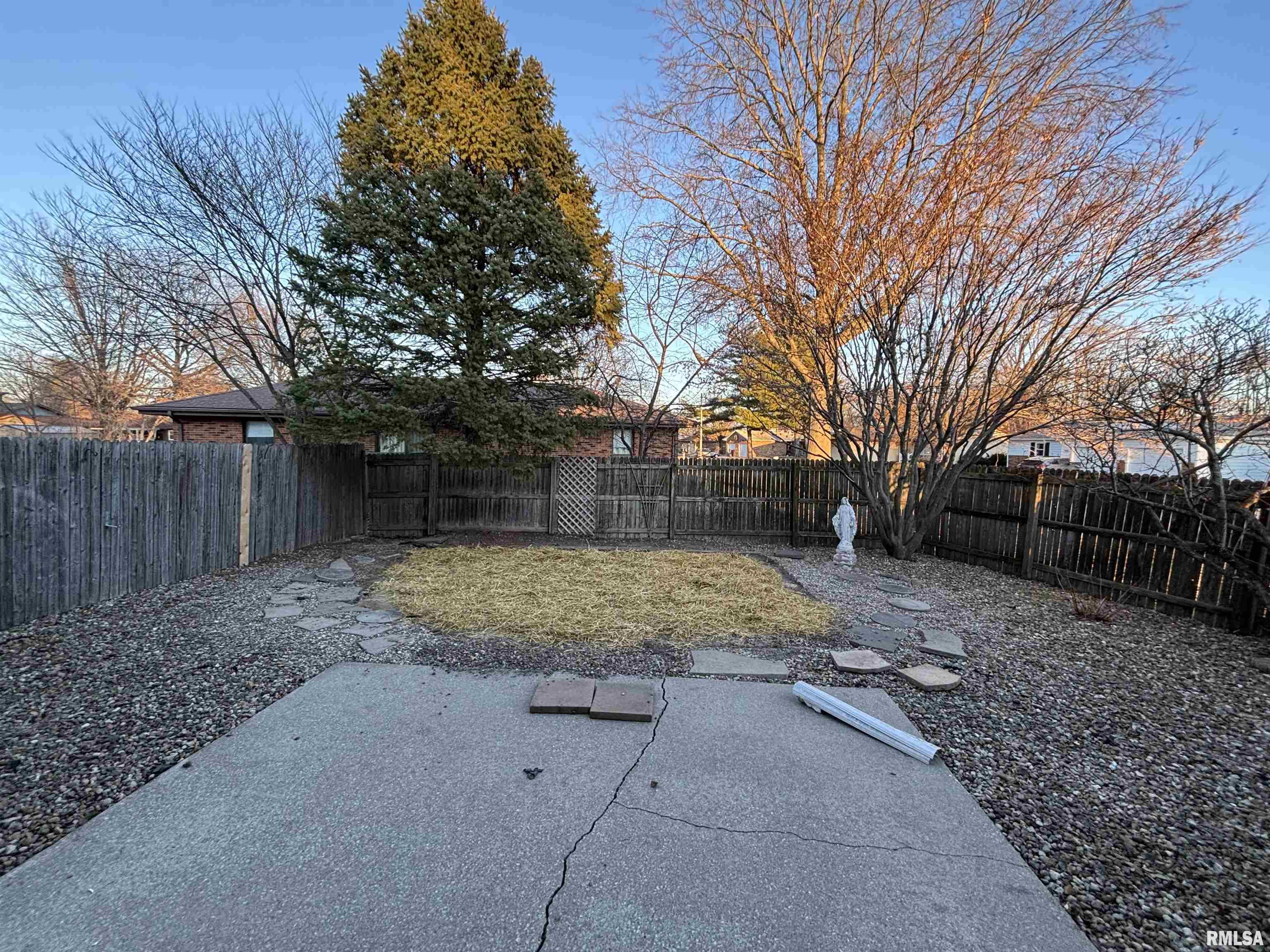 3326 Jennings Drive Springfield, IL 62704 - Photo 25 of 25
