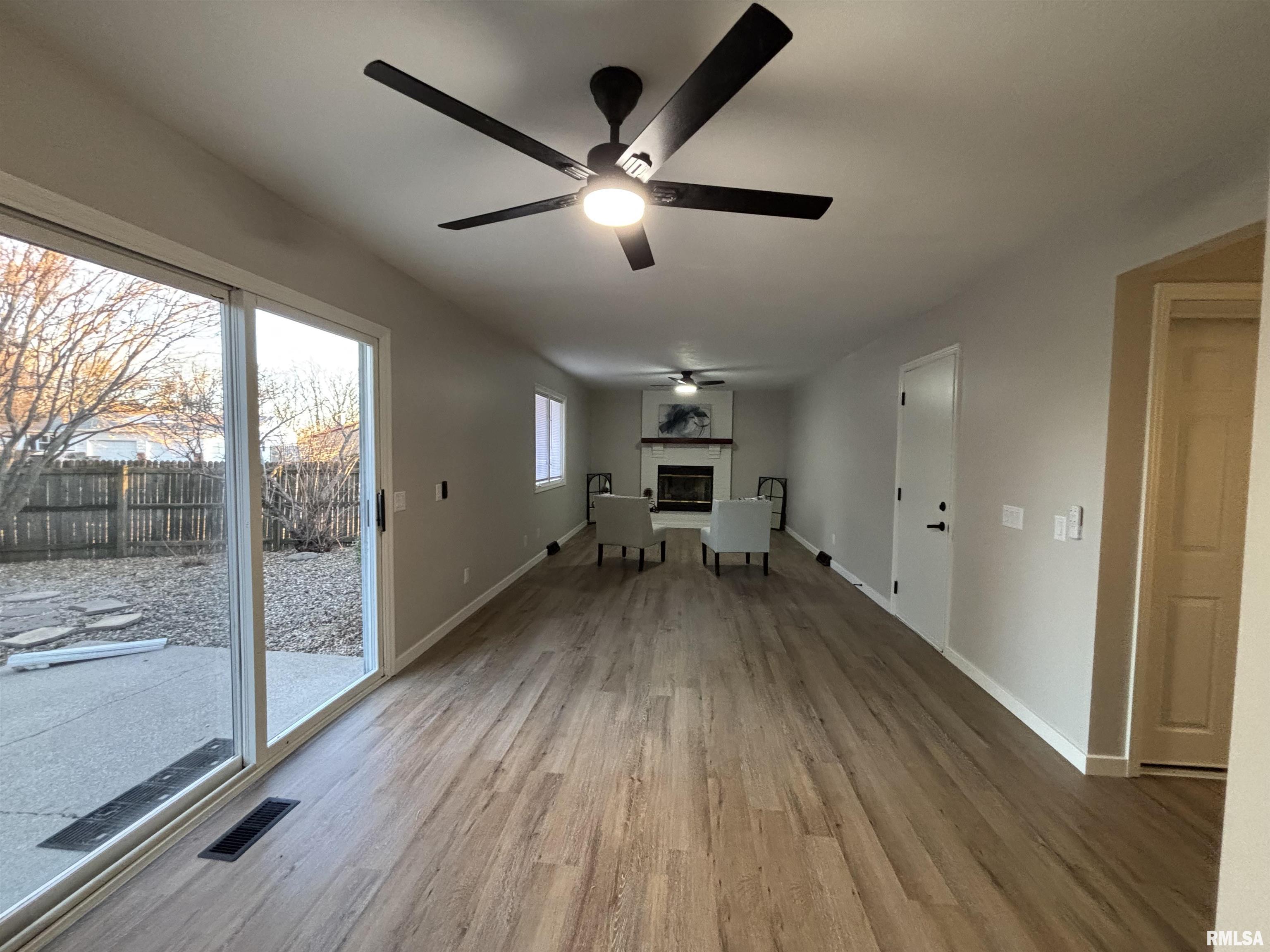 3326 Jennings Drive Springfield, IL 62704 - Photo 10 of 25