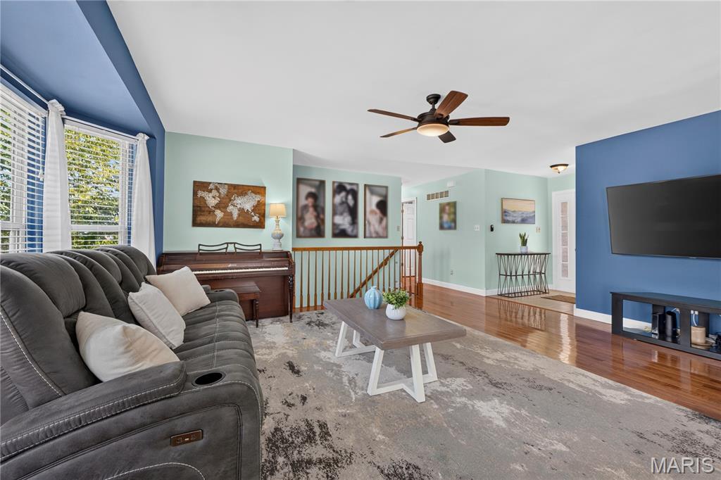 1659 Irish Sea High Ridge, MO 63049 - Photo 11 of 43 Gallery Image 11