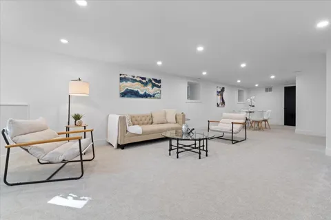 $949,500 | 858 North Richmond Street, Chicago, IL 60622