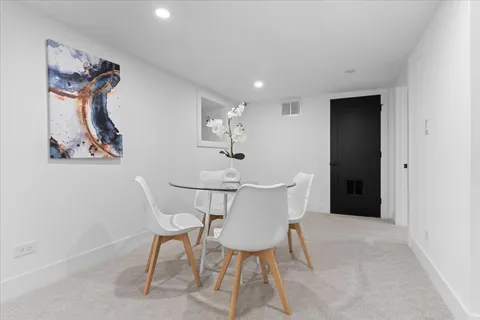 $949,500 | 858 North Richmond Street, Chicago, IL 60622