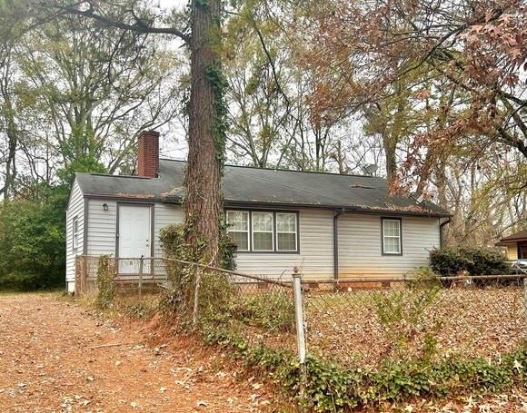 1615 Pontiac Place Southeast Atlanta, GA 30315 - Photo 2 of 14 front view of house