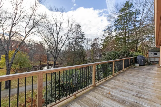 $649,900 | 67 Moodus Leesville Road, East Haddam, CT 06469