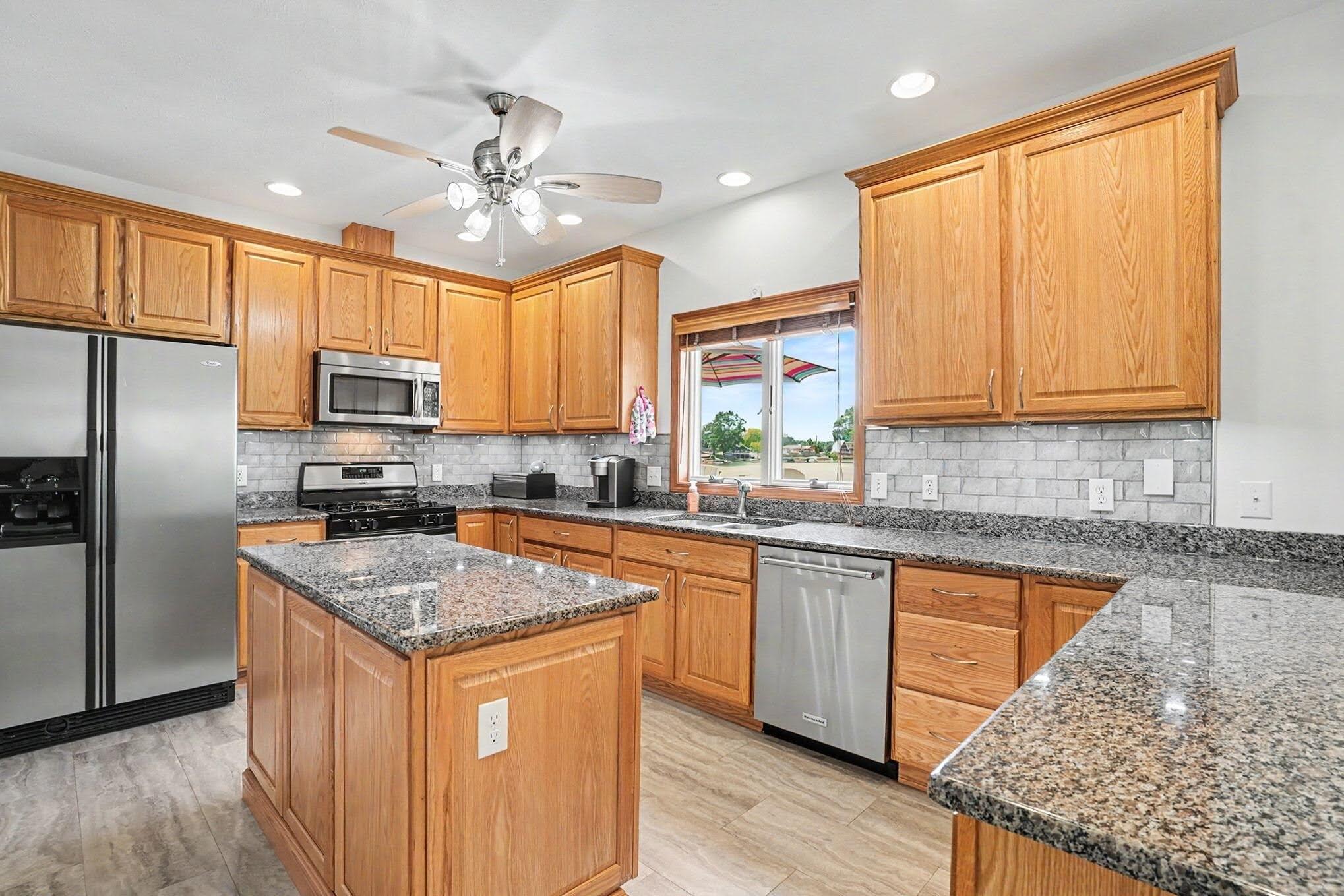 86640 60th Street Decatur, MI 49045 - Photo 31 of 60 KITCHEN