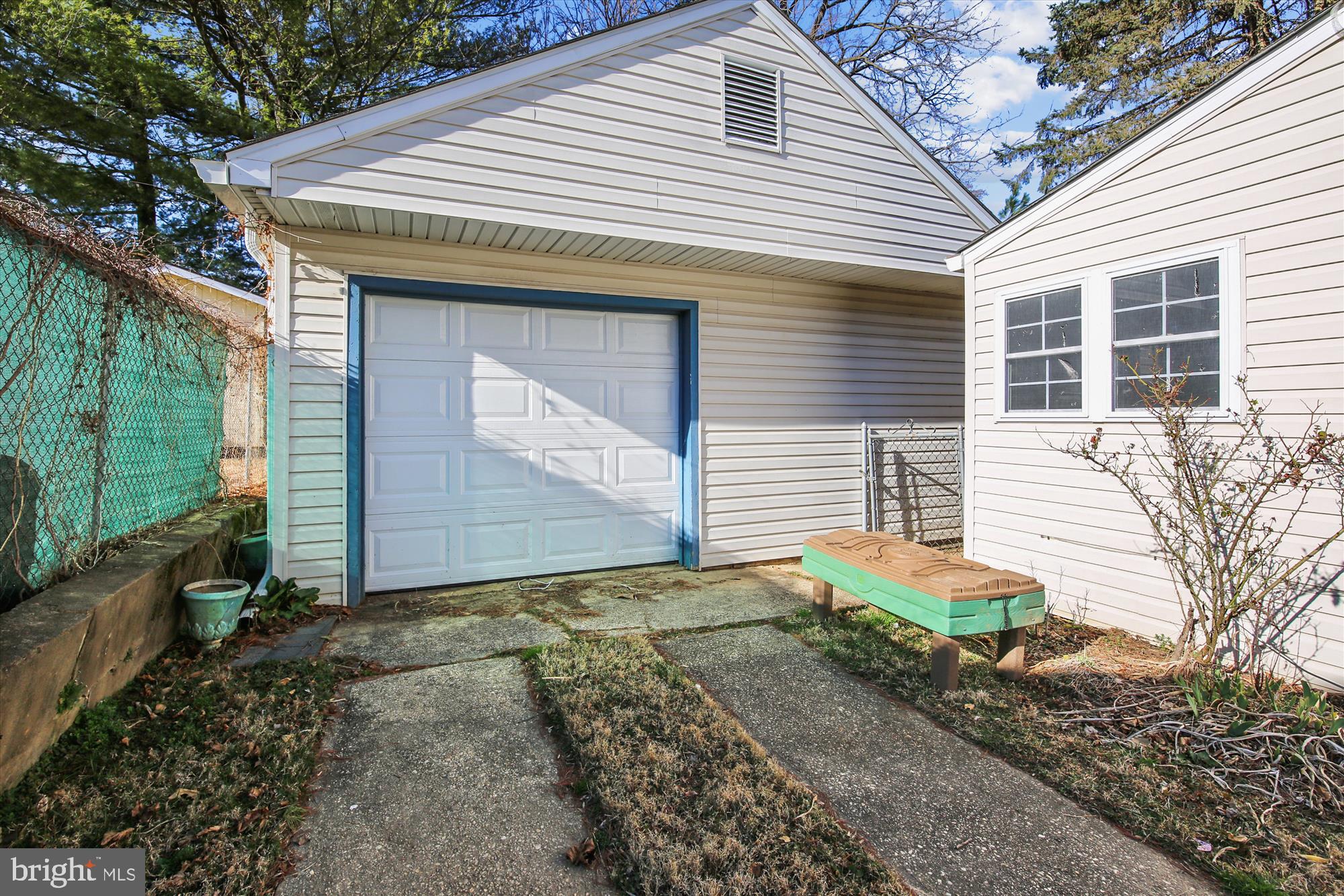 1409 Gleason Street Silver Spring, MD 20902 - Photo 5 of 30 Detached Garage