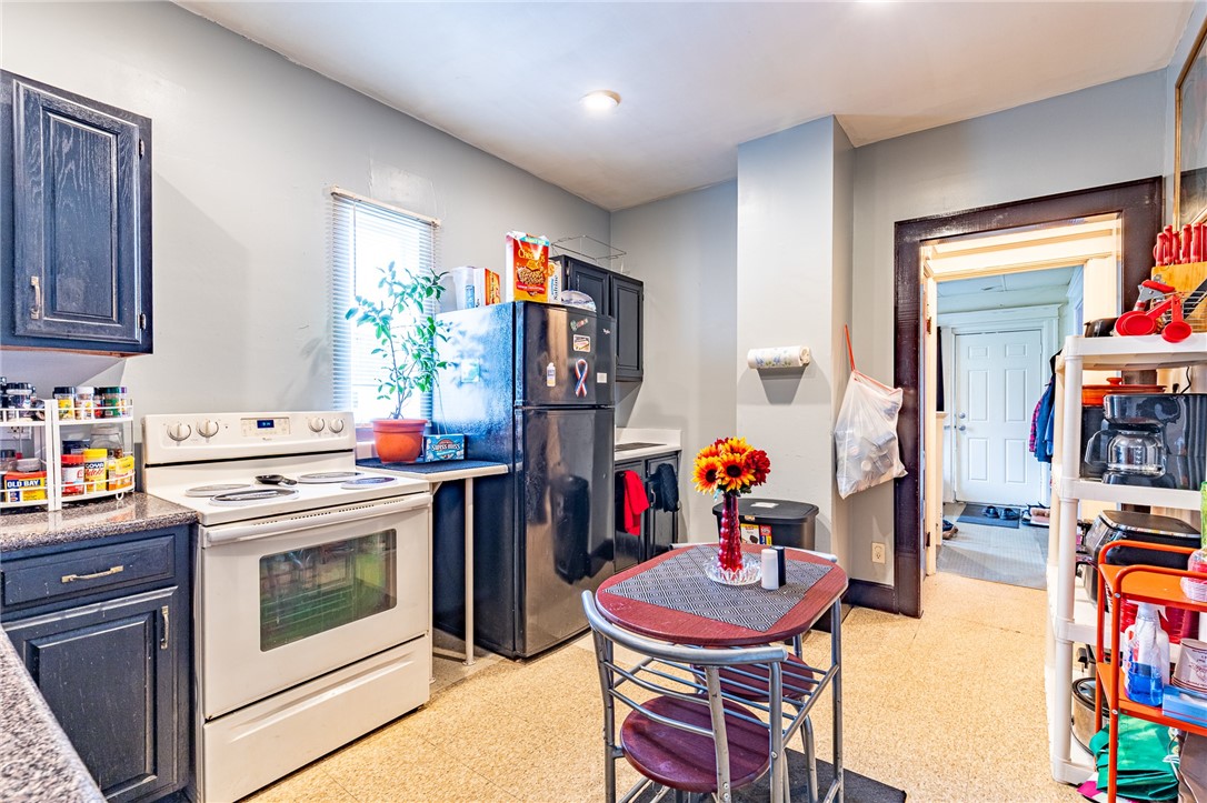 159 Henrietta Street Rochester, NY 14620 - Photo 21 of 36