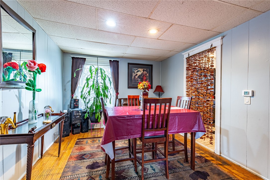 159 Henrietta Street Rochester, NY 14620 - Photo 22 of 36