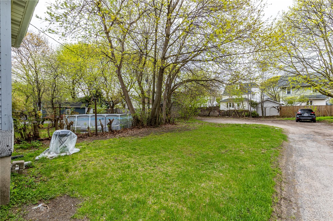 159 Henrietta Street Rochester, NY 14620 - Photo 33 of 36
