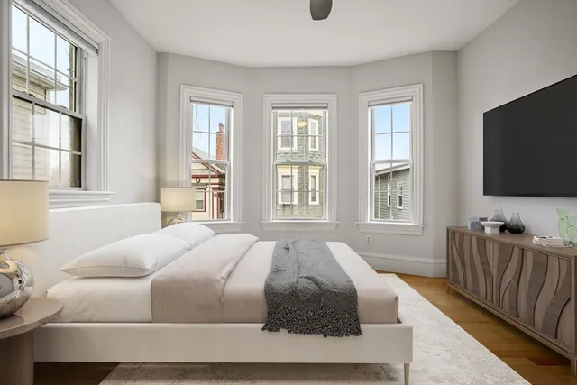 $3,500 | 703 East 4th Street, Unit 2, Boston, MA 02127