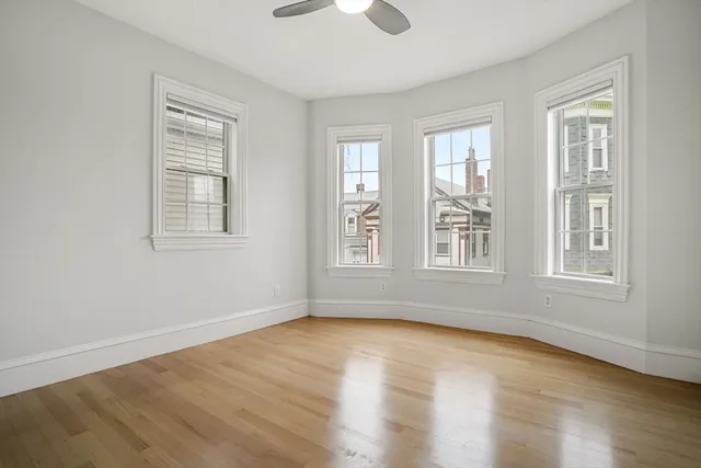 $3,500 | 703 East 4th Street, Unit 2, Boston, MA 02127