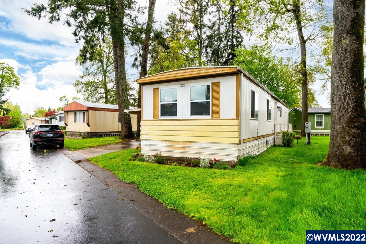 9195 Portland Road Northeast, Unit 37 Salem, OR 97305 - Photo 2 of 15
