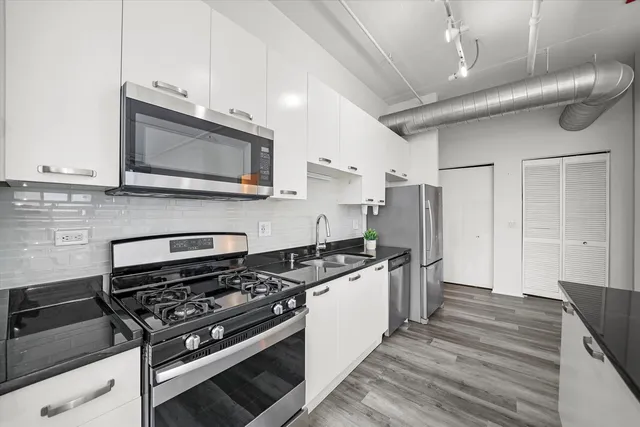 $420,000 | 212 East Cullerton Street, Unit 504, Chicago, IL 60616