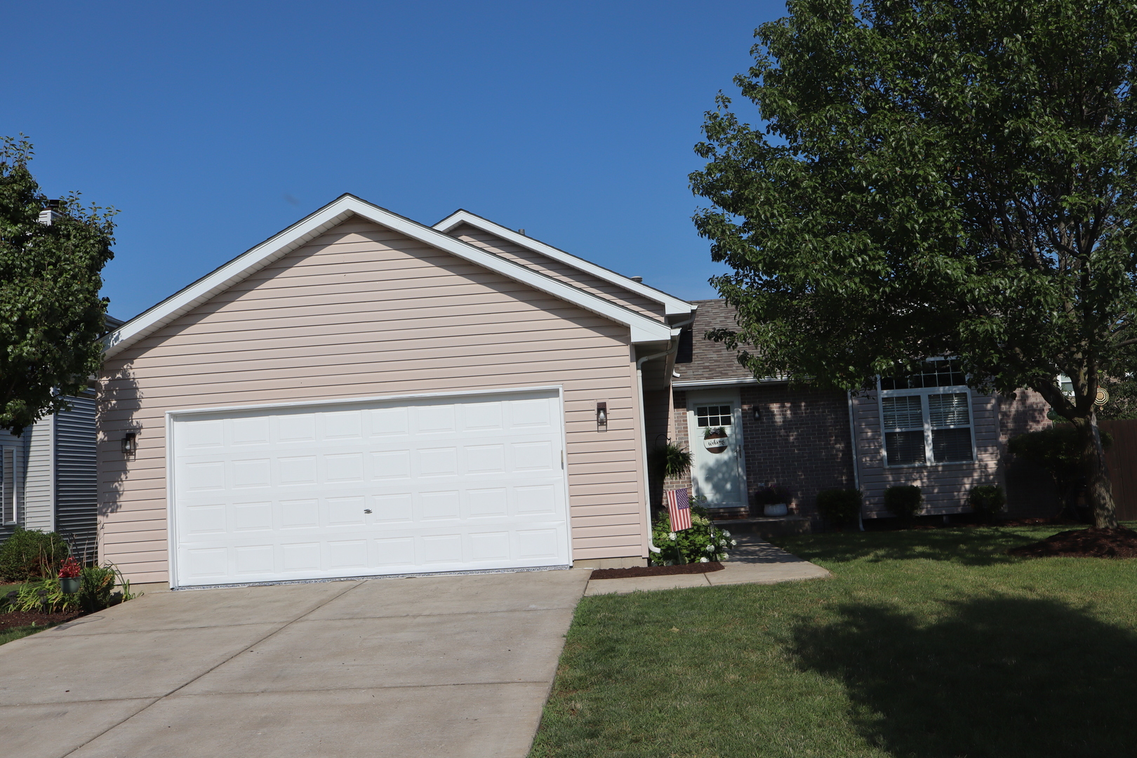 24930 Cashel Bay Road Manhattan, IL 60442 - Photo 2 of 24 a view of house with yard and green space
