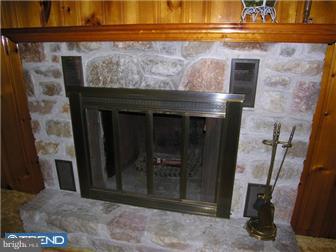 136 Midway Road Phoenixville, PA 19460 - Photo 4 of 12 Gallery Image 4