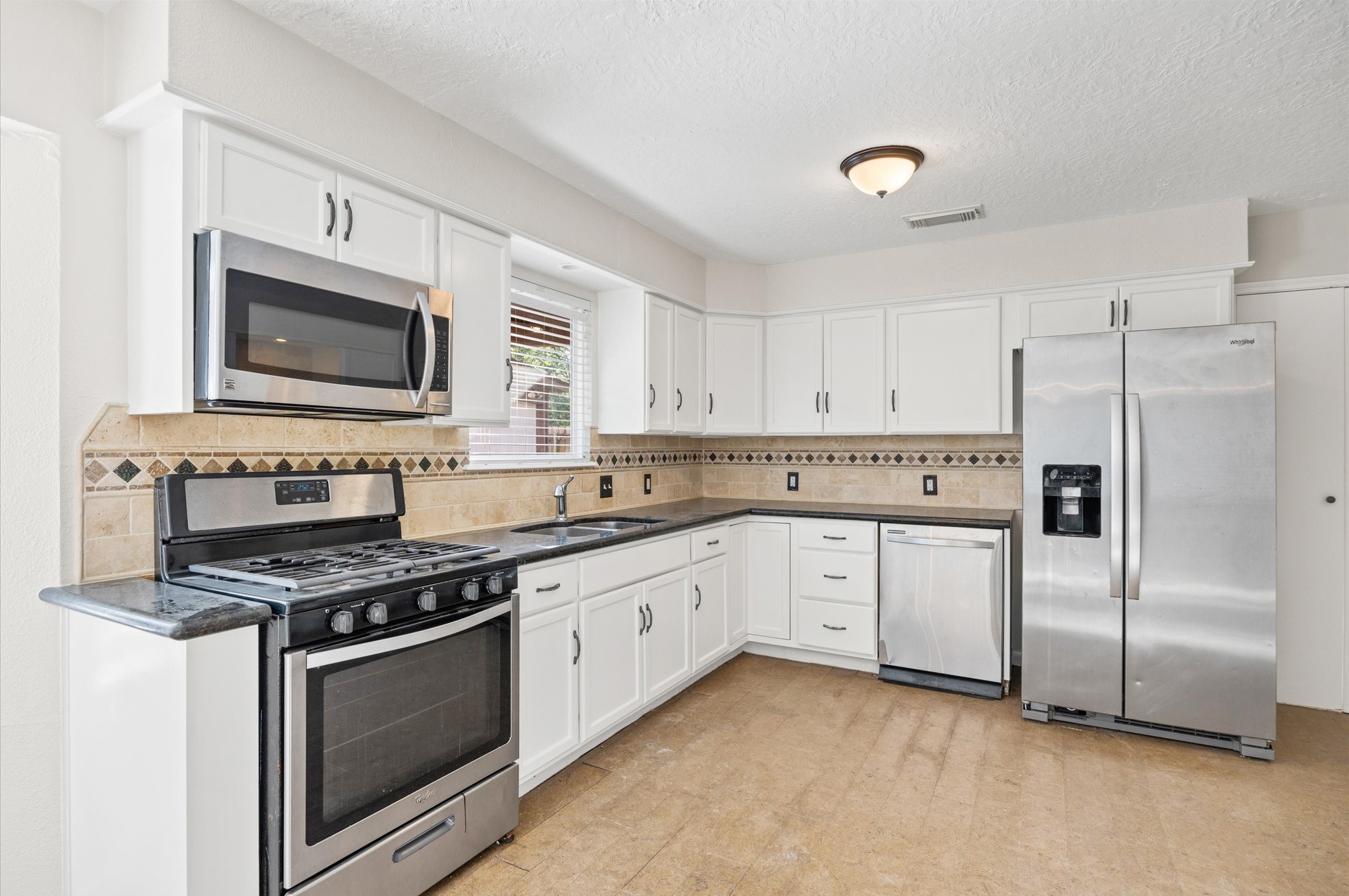 16522 Courtland Circle Spring, TX 77379 - Photo 13 of 34