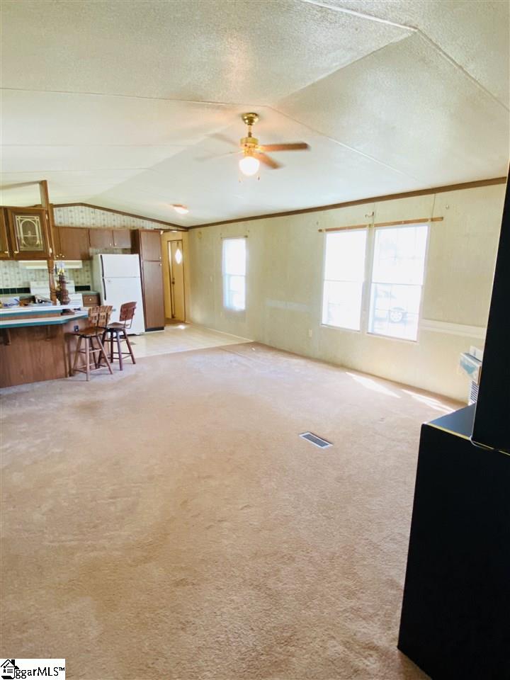 6130 Greenpond Road Gray Court, SC 29645 - Photo 11 of 23