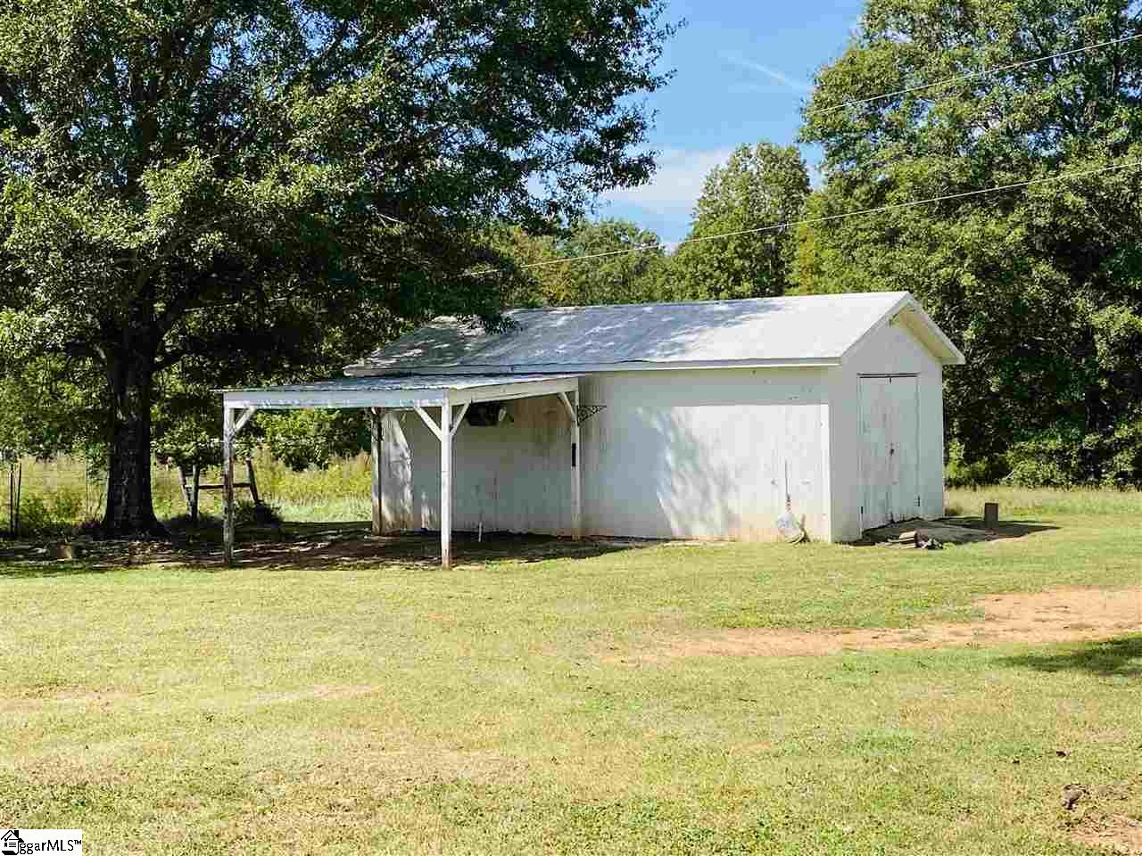 6130 Greenpond Road Gray Court, SC 29645 - Photo 21 of 23