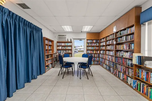 $279,900 | 10139 44th Way North, Pinellas Park, FL 33782