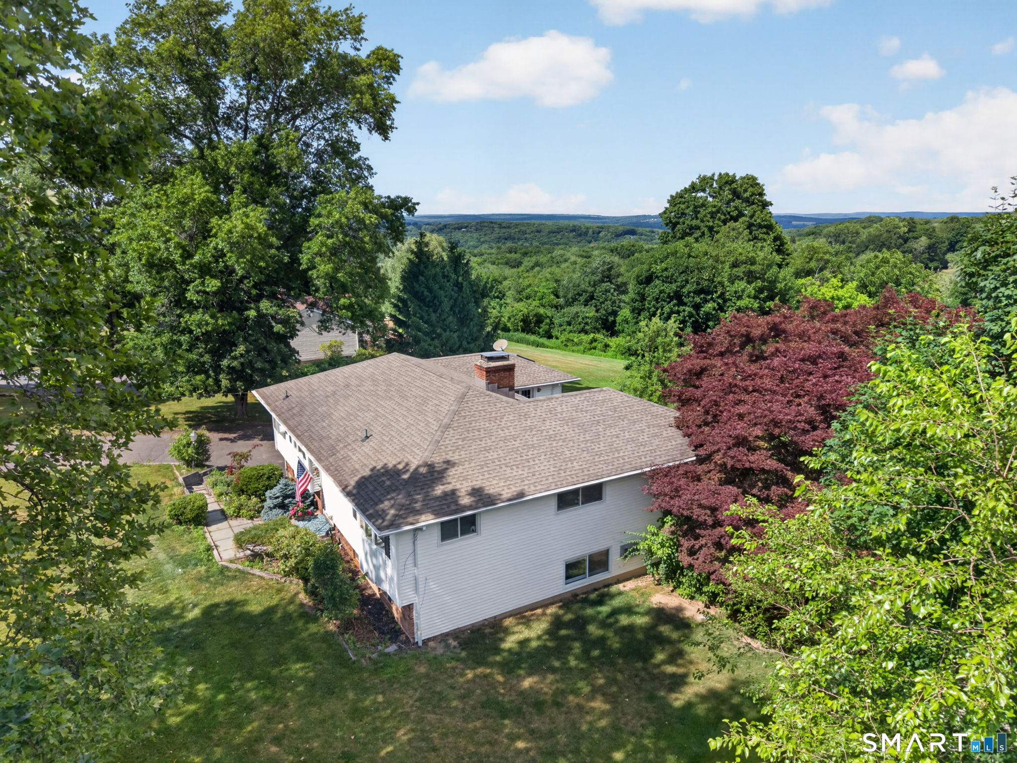 14 Whippoorwill Hill Road Newtown, CT 06470 - Photo 35 of 40