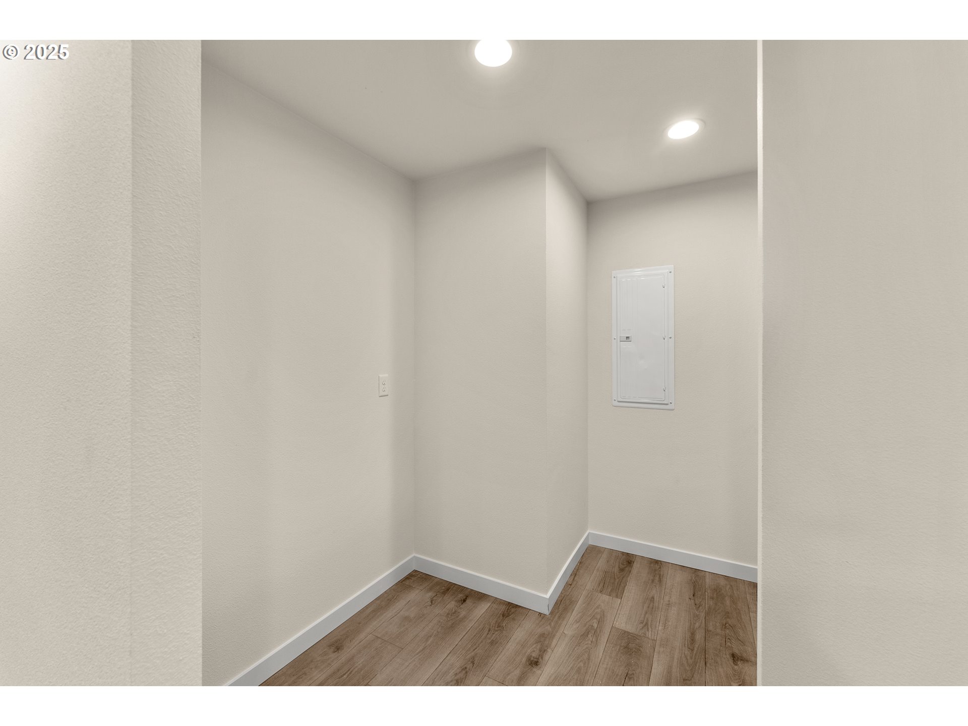 112 Twin Oaks Loop Winston, OR 97496 - Photo 17 of 35 a view of an empty room