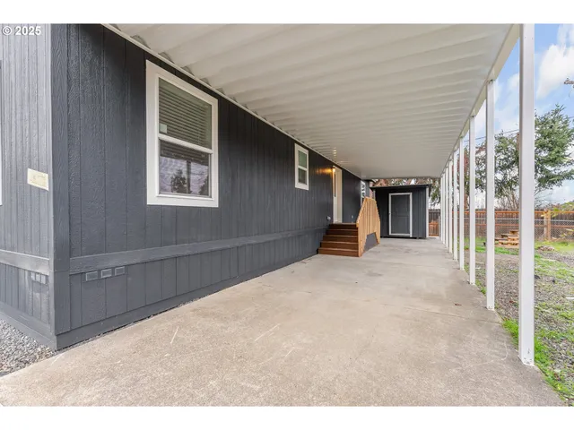 a view of a house with a outdoor space